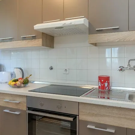 Apartment Maestral *